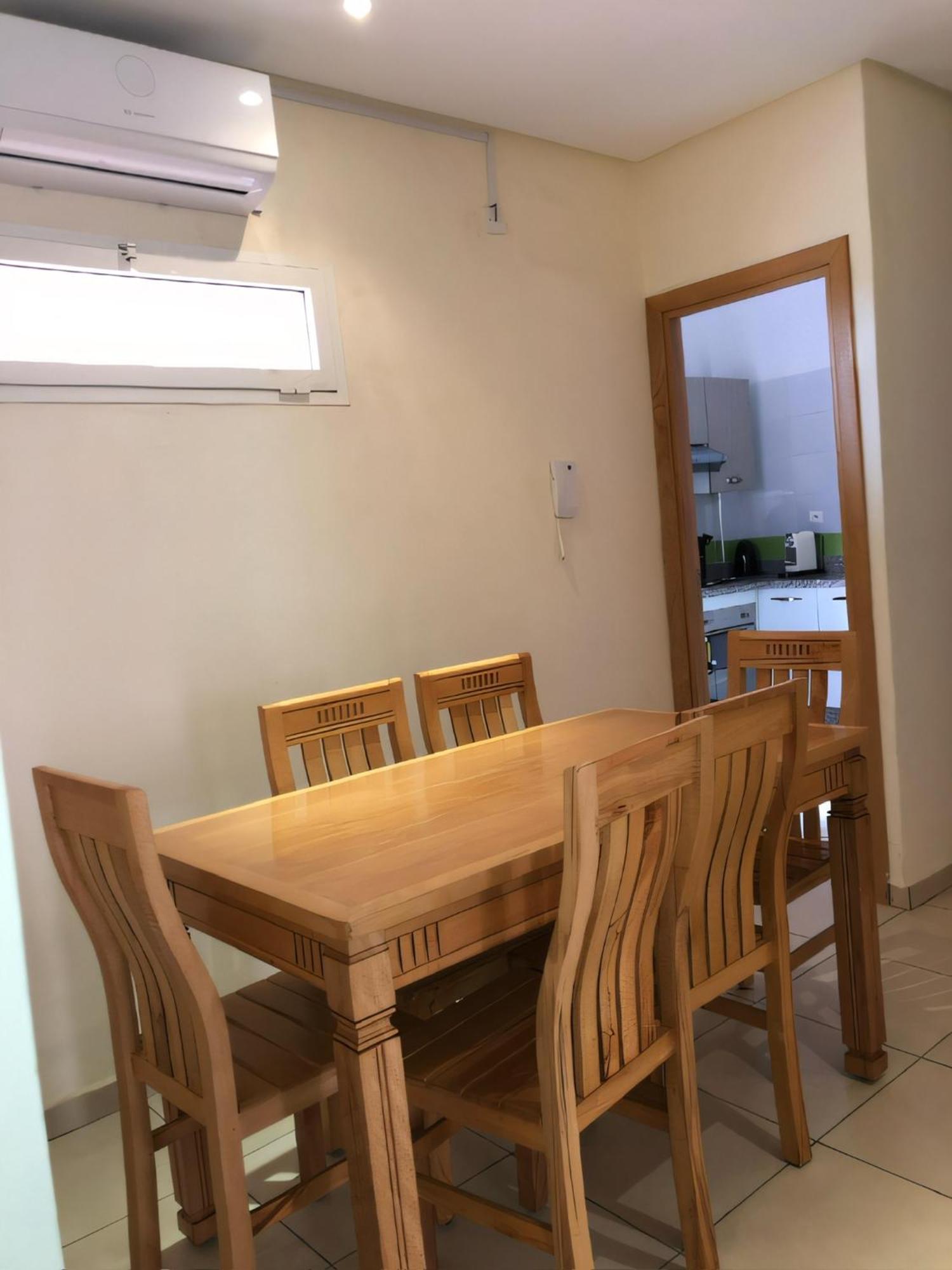 Darraha - 5 Min Train Station - 10 Min Aeroports - Quiet & Spotless - Ideal For Short Or Long - Wifi - Iptv - Free Parking *